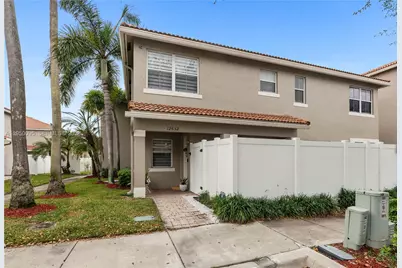 12652 SW 54th St, Miramar, FL 33027 - Photo 1