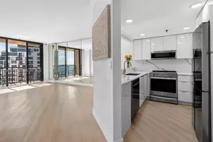 540 Brickell Key Dr, Miami, FL 33131 - Photo 5