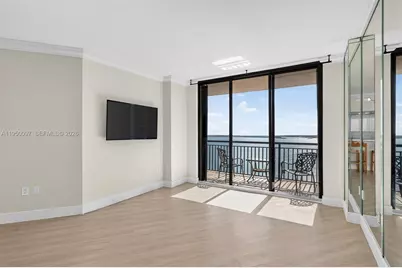 540 Brickell Key Dr #1715, Miami, FL 33131 - Photo 9