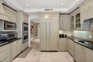 3471 Main Hwy, Miami, FL 33133 - Photo 15