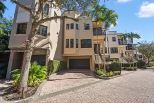 3471 Main Hwy, Miami, FL 33133 - Photo 3