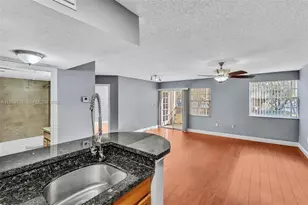 2810 N Oakland Forest Dr, Oakland Park, FL 33309 - Photo 7