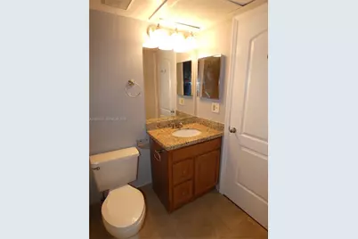 2810 N Oakland Forest Dr #204, Oakland Park, FL 33309 - Photo 11