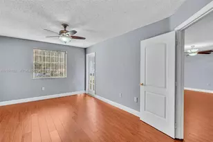 2810 N Oakland Forest Dr, Oakland Park, FL 33309 - Photo 19