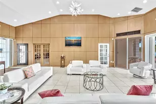 2881 N Oakland Forest Dr, Oakland Park, FL 33309 - Photo 43