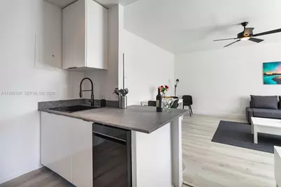 [Address not provided], Miami Beach, FL 33140 - Photo 7