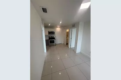 829 SW 18th Ave #210, Miami, FL 33135 - Photo 3