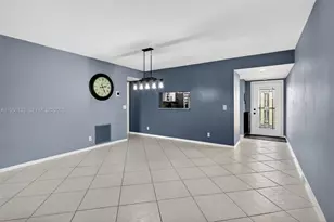 13100 SW 11th Ct, Pembroke Pines, FL 33027 - Photo 19