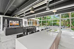 1000 NE 89th St, Miami, FL 33138 - Photo 7