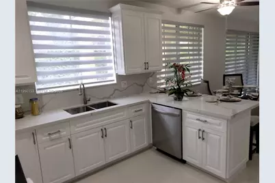 1249 Allamanda Way, Weston, FL 33327 - Photo 11