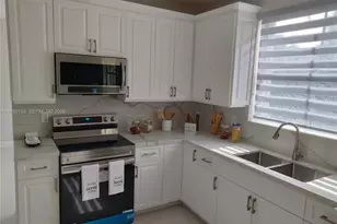 1249 Allamanda Way, Weston, FL 33327 - Photo 13