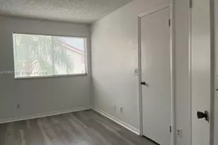 12430 Vista Isles Dr, Sunrise, FL 33325 - Photo 19