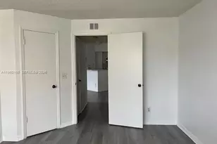 12430 Vista Isles Dr, Sunrise, FL 33325 - Photo 17