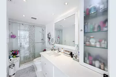 600 NE 36th St #703, Miami, FL 33137 - Photo 35