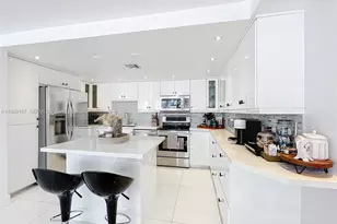 600 NE 36th St, Miami, FL 33137 - Photo 7