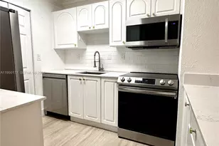 10795 SW 108th Ave, Miami, FL 33176 - Photo 15