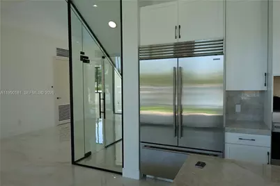 258 Caribbean Dr, Key Largo, FL 33037 - Photo 9