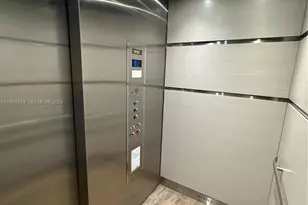 8135 Sunrise Lakes Blvd, Sunrise, FL 33322 - Photo 41