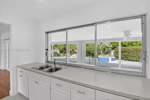 1345 SW 9th Ave, Boca Raton, FL 33486 - Photo 11