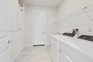 10407 SW Captiva Dr, Port Saint Lucie, FL 34987 - Photo 47