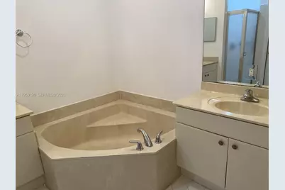 1659 Passion Vine Cir #18-4, Weston, FL 33326 - Photo 31