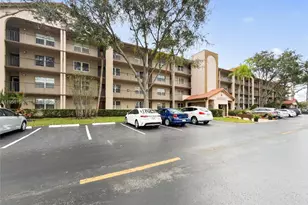 1000 SW 125th Ave, Pembroke Pines, FL 33027 - Photo 3