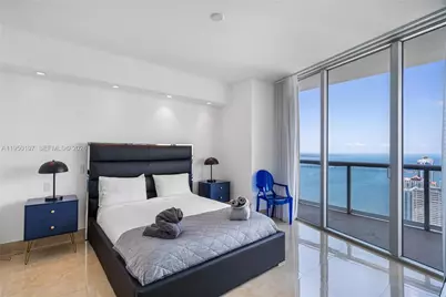 495 Brickell #5705, Miami, FL 33131 - Photo 23