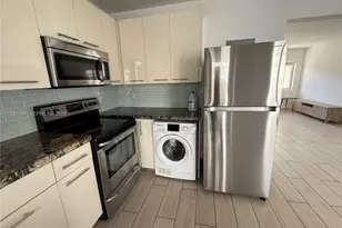 625 77th St, Miami Beach, FL 33141 - Photo 21