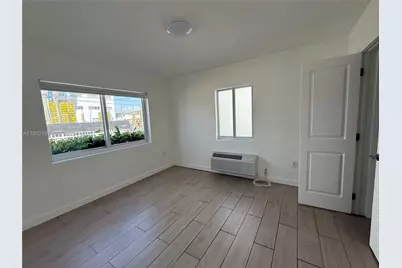625 77th St, Miami Beach, FL 33141 - Photo 33