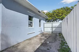 1240 Sharazad Blvd, Opa-Locka, FL 33054 - Photo 23