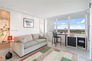 5750 Collins Ave, Miami Beach, FL 33140 - Photo 19
