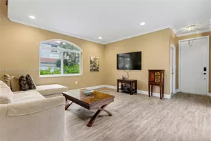 1140 Canella Ln, Hollywood, FL 33019 - Photo 5