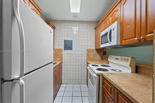 3001 SW 2nd St, Miami, FL 33135 - Photo 7