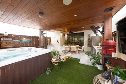 23420 SW 110th Ave, Homestead, FL 33032 - Photo 1