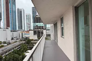 915 NW 1st Ave, Miami, FL 33136 - Photo 11