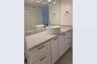 1901 Brickell Ave #B1107, Miami, FL 33129 - Photo 11