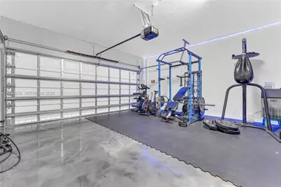 11537 SW 13th Ct, Pembroke Pines, FL 33025 - Photo 31