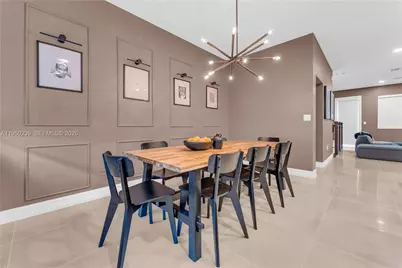 11537 SW 13th Ct, Pembroke Pines, FL 33025 - Photo 17