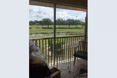 1063 Coral Club Dr #1063, Coral Springs, FL 33071 - Photo 15