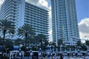 4391 Collins Ave, Miami Beach, FL 33140 - Photo 19