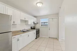 5409 N Andrews Ave, Oakland Park, FL 33309 - Photo 9