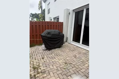 5400 NW 107th Ave #416, Doral, FL 33178 - Photo 9