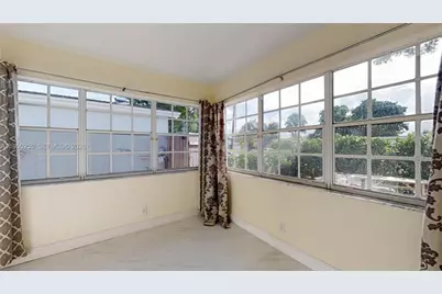 5720 Sheridan St #1, Hollywood, FL 33021 - Photo 9