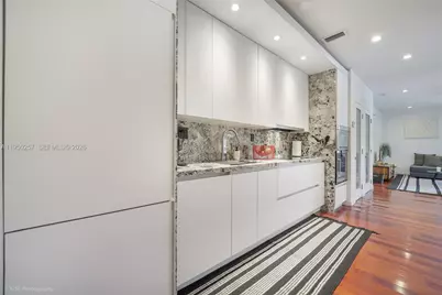 1057 15th St #24, Miami Beach, FL 33139 - Photo 7