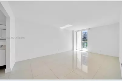 100 Bayview Dr #408, Sunny Isles Beach, FL 33160 - Photo 25