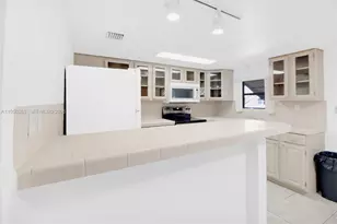 35250 SW 177th Ct, Homestead, FL 33034 - Photo 9