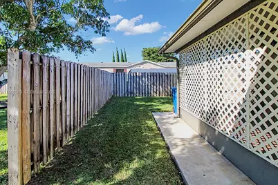 35250 SW 177th Ct Unit #44, Homestead, FL 33034 - Photo 31