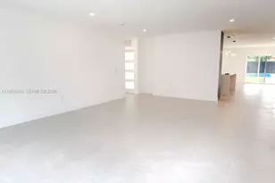 588 Palmetto Dr, Miami Springs, FL 33166 - Photo 11