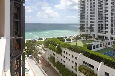 6423 Collins Ave #1101, Miami Beach, FL 33141 - Photo 27