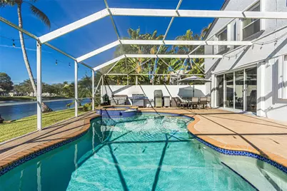 15842 NW 10th St, Pembroke Pines, FL 33028 - Photo 7